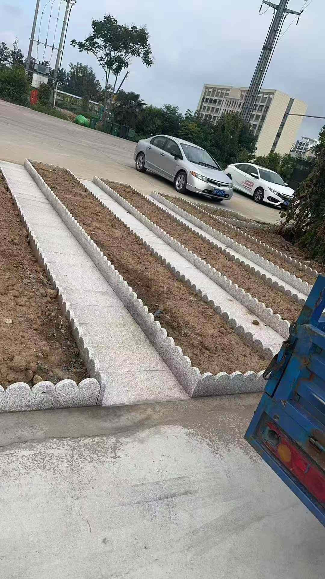 阜阳芝麻白花边石