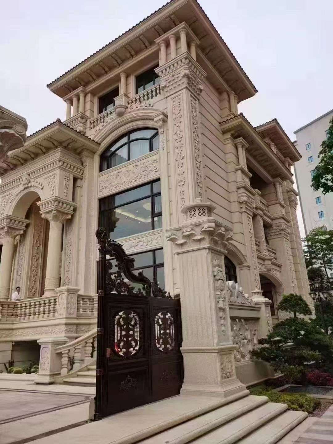 阜阳黄金麻别墅外墙异形定制