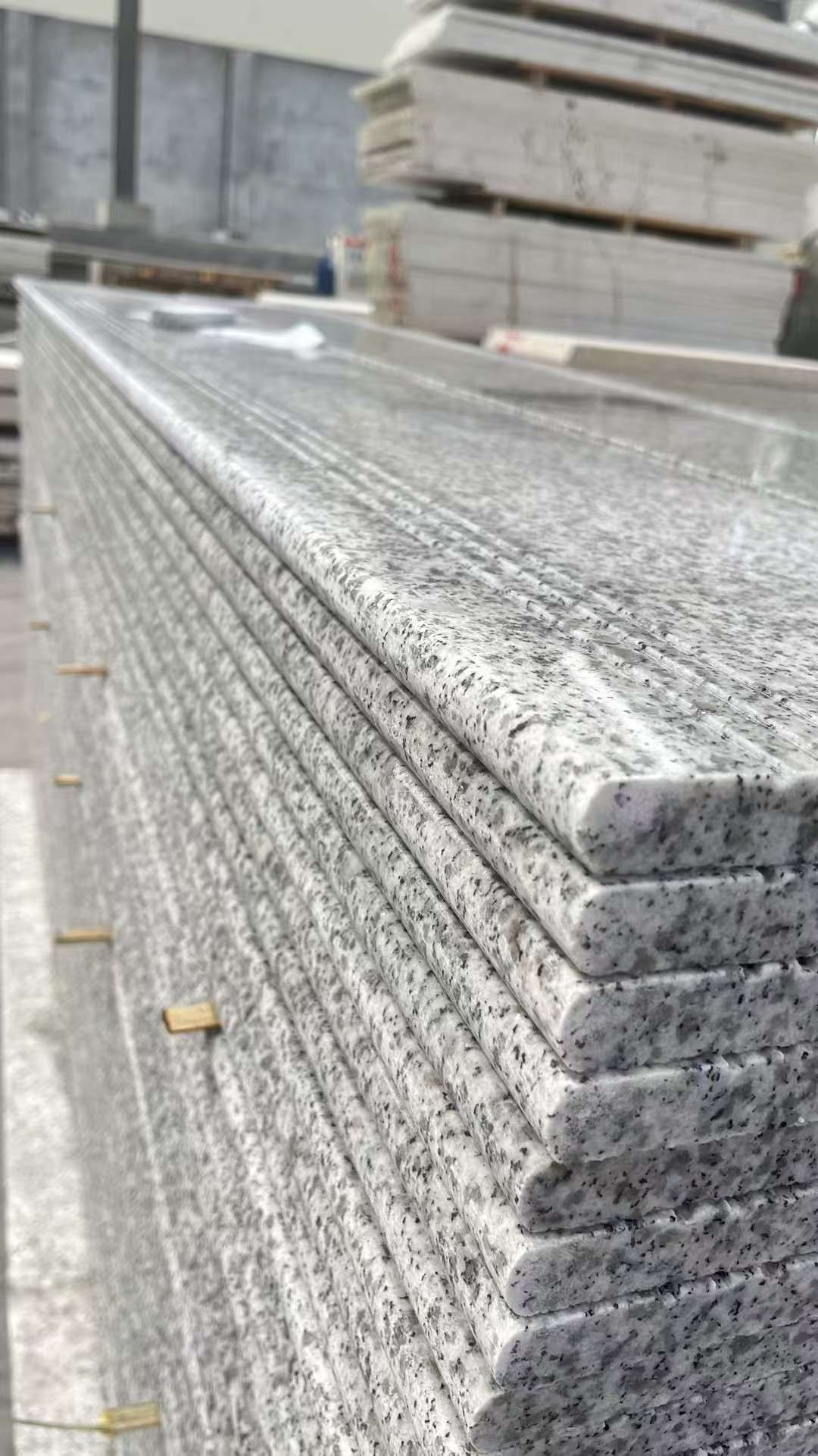 阜阳芝麻白楼梯踏步 花岗岩楼梯板材