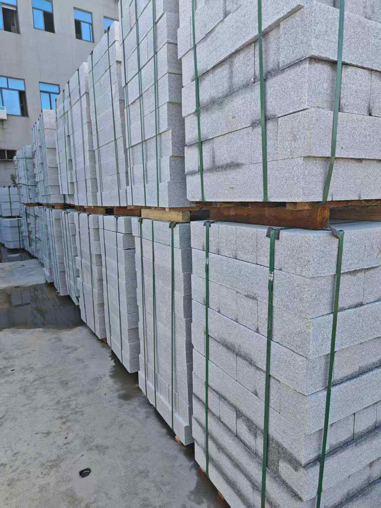 阜阳芝麻白路牙石，路侧石